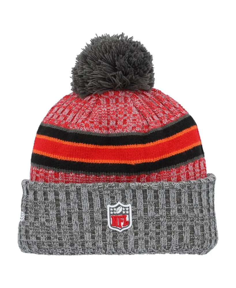 Men's New Era Gray Tampa Bay Buccaneers 2023 Sideline Sport Cuffed Pom Knit Hat