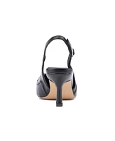 Women's Valeria Kitten Heel Pump
