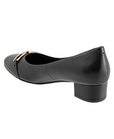 Women's Trotters Dakota Pumps