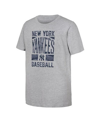 Big Boys Outerstuff Heather Gray New York Yankees Season Ticket T-shirt