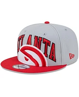 Men's New Era Gray, Red Atlanta Hawks Tip-Off Two-Tone 9FIFTY Snapback Hat