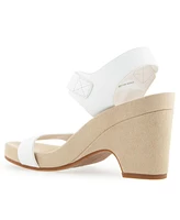 Aerosoles Women's Meyer Open Toe Buckle Strap Wedge Sandals