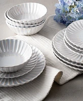 Godinger Blush Scalloped Iridescent Dinner Plates