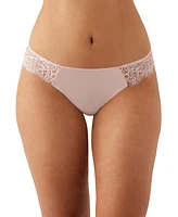 b.tempt'd by Wacoal Women's It's On Thong Underwear 972296