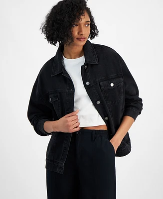 Tinseltown Juniors' Oversized Denim Trucker Jacket