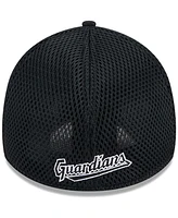 New Era Men's Cleveland Guardians Evergreen Black White Neo 39Thirty Flex Hat