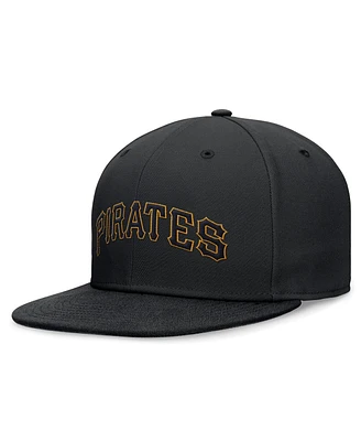 Nike Men's Black Pittsburgh Pirates Evergreen Performance Fitted Hat