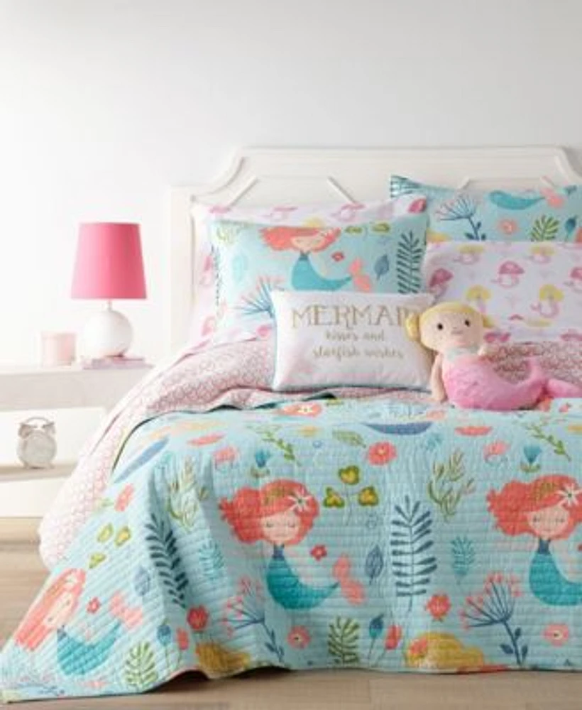 Levtex Andrina Reversible Kids Quilts Sets