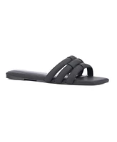 Fashion To Figure Women's Gaiana Flat Sandal - Wide Width