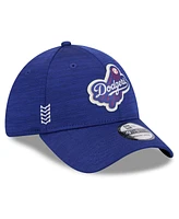 New Era Men's Royal Los Angeles Dodgers 2024 Clubhouse 39THIRTY Flex Fit Hat