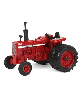 Ertl International Harvester Farmall with Rear Duals & Ffa Logo