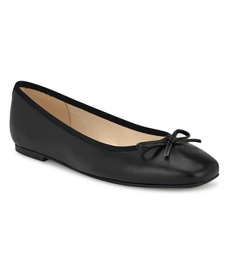 Nine West Women's Tootsy Square Toe Slip-On Ballet Dress Flats