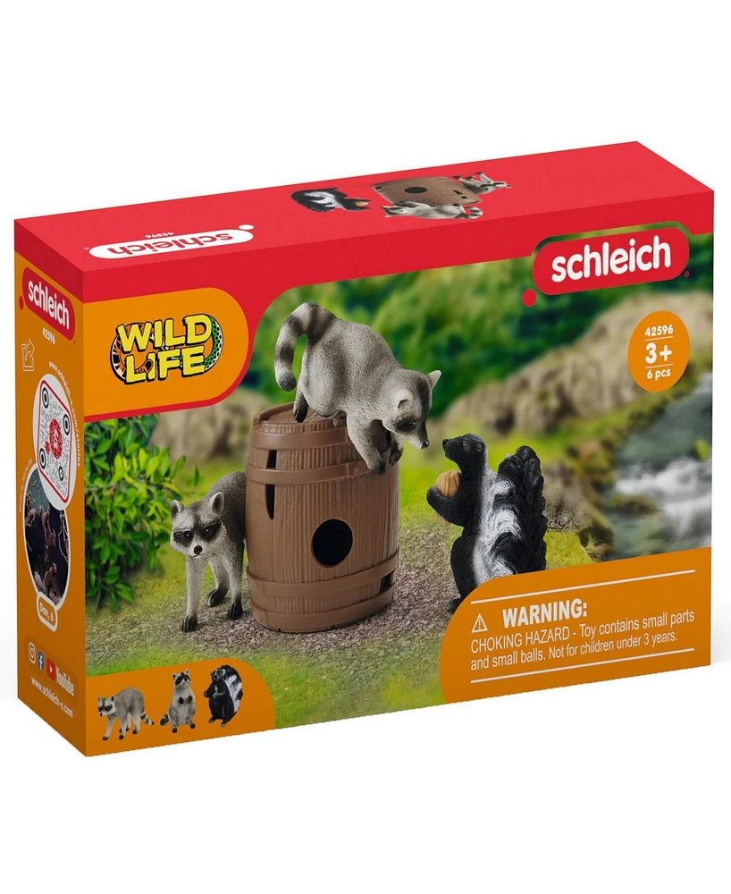 Schleich Wild Life Nutty Mischief Figurine Playset