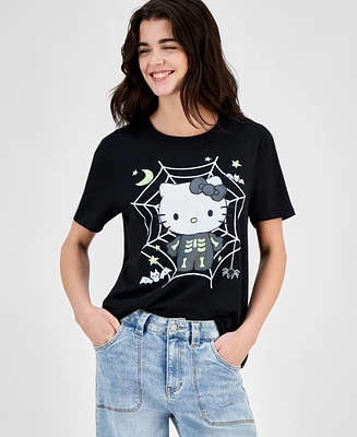 Love Tribe Juniors' Hello Kitty Halloween Graphic Tee