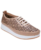 Cools 21 Women's Sarto Perforated Leather Lace Up Platform Sneakers