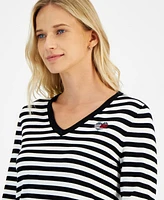 Tommy Hilfiger Women's Striped V-Neck Long-Sleeve Sweater