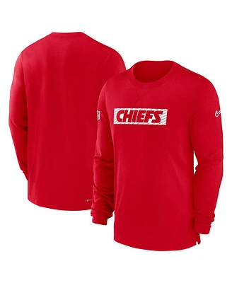 Nike Men's Red Kansas City Chiefs Sideline Player Performance Long Sleeve T-Shirt