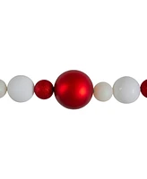 Northlight 6' Ball 3-Finish Red and White Christmas Garland