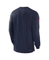 Nike Men's Navy New England Patriots Sideline Player Performance Long Sleeve T-Shirt