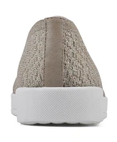 White Mountain Women's Upsoar Slip-On Sneakers