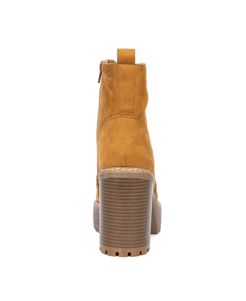 Olivia Miller Women's Evie Ankle Boots