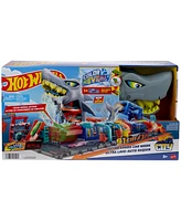 Hot Wheels City Ultra Shark Car Wash Playset with Color Reveal - Multi