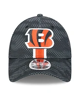 New Era Men's Black Cincinnati Bengals 2024 Sideline 9FORTY Stretch-Snap Hat