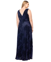 Betsy & Adam Plus Crinkle Sleeveless V-Neck Gown