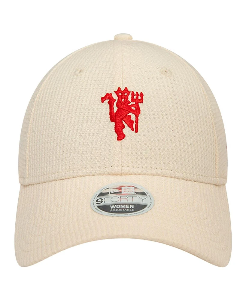 New Era Women's Cream Manchester United Jersey Stitch 9FORTY Adjustable Hat