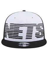 New Era Men's White/Black Brooklyn Nets Throwback Gradient Tech Font 9FIFTY Snapback Hat