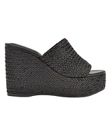 Guess Women's Yenisa Platform Wedge Sandals