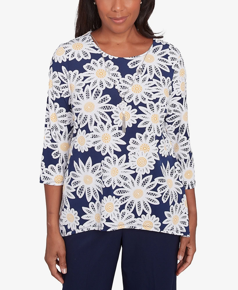 Alfred Dunner Petite Daisy Puff Print Crew Neck Top with Necklace