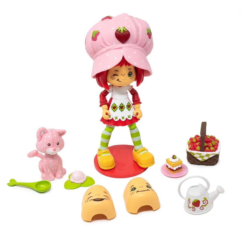 Boss Fight Studio Strawberry Shortcake with Custard the Kitten, Premium Collectible Action Figure – Highly Articulated Fruity Scented Figurine