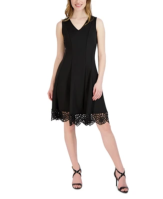 Donna Rico Women's Sleeveless Lace-Hem Knit Dress