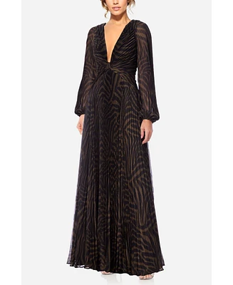 ONE33 Social Women's The Kennedy Long Sleeve Pleated Gown