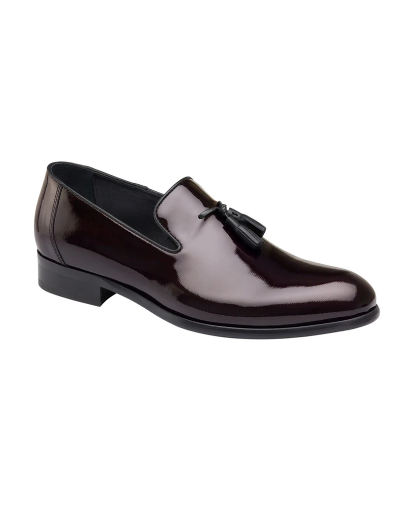 Johnston & Murphy Men's Highland Tassel Slip On Loafer