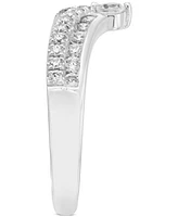 Diamond Chevron Band (1/2 ct. t.w.) in 14k White Gold