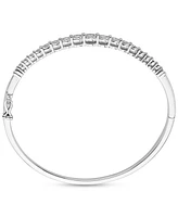 Diamond Graduated Bangle Bracelet (3/8 ct. t.w.) in Sterling Silver