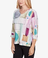 Alfred Dunner Petite Classics Geometric V-Neck Three Quarter Sleeve Top