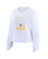 Wear by Erin Andrews Women's White Minnesota Vikings Postcard Cropped Long Sleeve Top