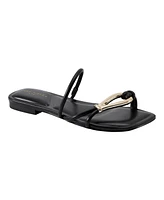 Marc Fisher Ltd Women's Mazza Square Toe Flat Sandals