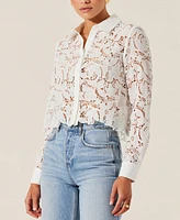 Astr the Label Women's Isabis Lace Button-Front Cropped Top