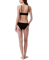 Calvin Klein Women's Low-Rise Bikini Underwear QD5126