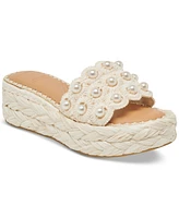 Dolce Vita Women's Caper Pearl Raffia Woven Footbed Sandals