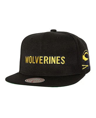 Mitchell & Ness Men's Black Michigan Wolverines Triple Play Snapback Hat