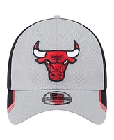 New Era Men's Gray/Black Chicago Bulls Active Trim 39THIRTY Flex Hat