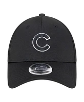 New Era Men's Black Chicago Cubs Pivot 9FORTY Adjustable Hat