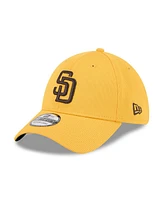 New Era Men's Yellow San Diego Padres 2025 Spring Training 39THIRTY Flex Hat