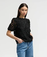 Nvlt Women s Mock Neck Lace Top