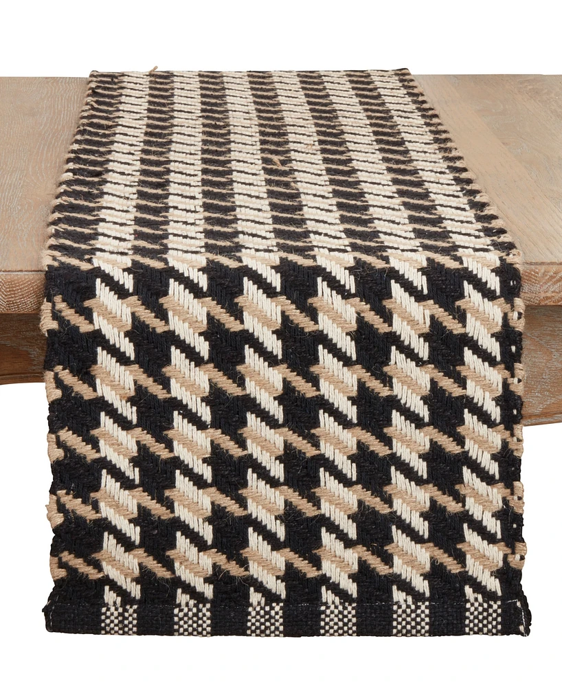 Saro Lifestyle Traditional Houndstooth Table Runner, 14" x 72"